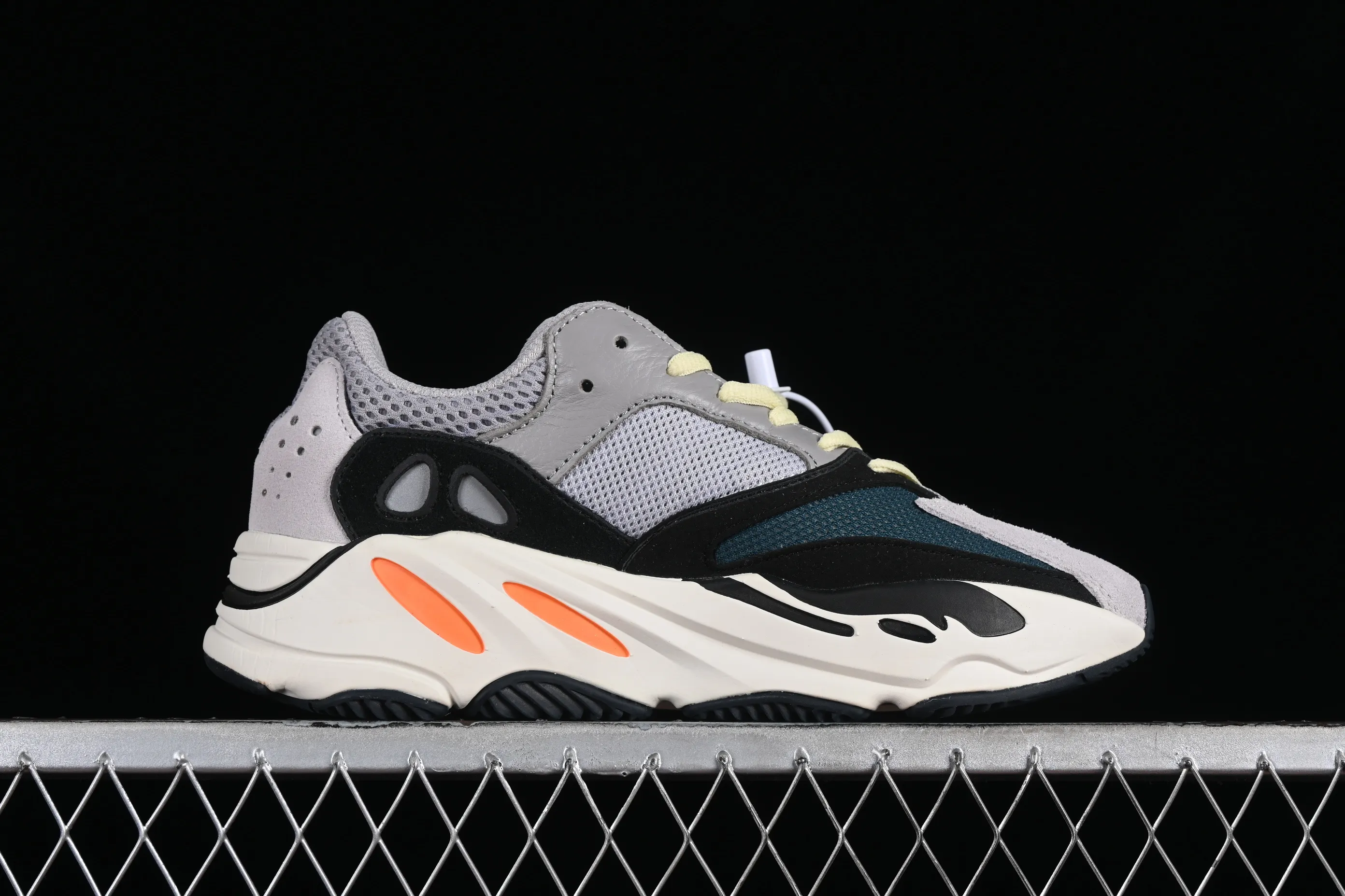 All Categories Ad Yeezy Coconut Series G Version Ad Calabasas Yeezy Boost 700 Runner B75571 Kanye Coconut 700 3M Reflective Running Shoes